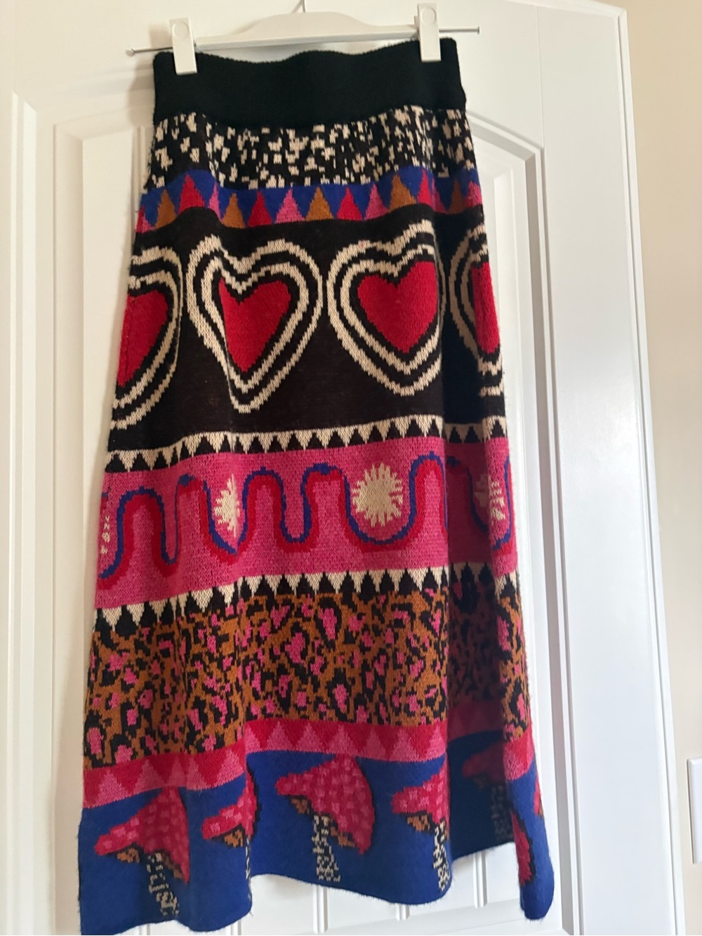 FARM Rio Multicolor Heart & Geometric Knit Midi Skirt - Picture 3 of 4